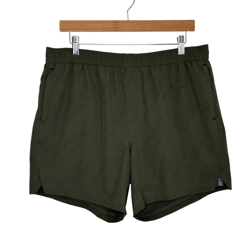 Maamgic Mens Swim Trunks 5.5” Size XL Green Perforated Lined Drawstring